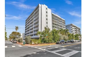 1045 10th St 906, Miami Beach