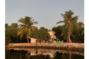 56 Pelican Rd, Marathon