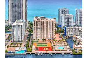 1865 S Ocean Dr 10b, Hallandale Beach