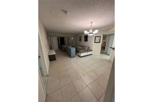 8871 Wiles Rd 208, Coral Springs