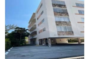 1020 94th St 203, Bay Harbor Islands