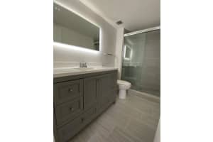 13499 Biscayne Blvd 1507, North Miami