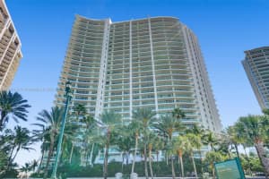 20155 Ne 38th Ct 2201, Aventura