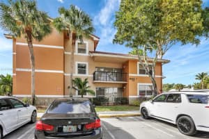 8891 Wiles Rd 102, Coral Springs