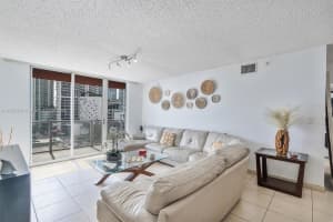 1155 Brickell Bay Dr 603, Miami