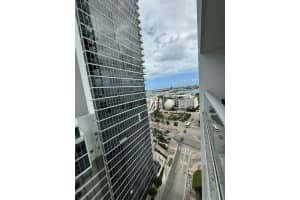 1040 Biscayne Blvd 1505, Miami