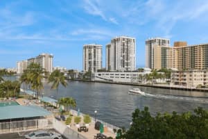 800 Parkview Dr 421, Hallandale Beach