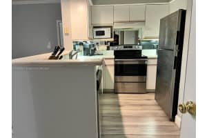 3145 Ne 184th St 5302, Aventura