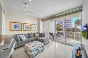 50 S Pointe Dr 608, Miami Beach