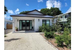 35 Bass Ave., Key Largo