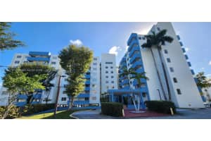 5050 Nw 7th St 210, Miami