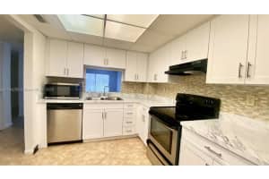 1200 Nw 87th Ave 410, Coral Springs