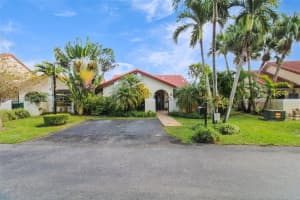 6425 Sw 133rd Pl, Miami