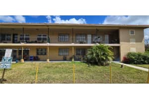 383 E 4th Ave 8, Hialeah 383 E 4th Ave 8, Hialeah