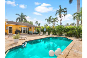 1407 Coolidge St, Hollywood