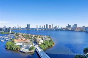 6000 Island Bl 1102, Aventura