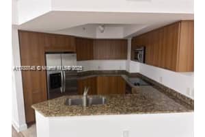 510 Nw 84th Ave 518, Plantation