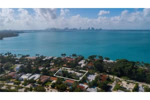 5763 N Bay Rd, Miami Beach