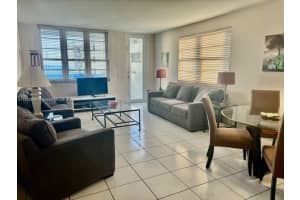 100 Lincoln Rd 821, Miami Beach 100 Lincoln Rd 821, Miami Beach