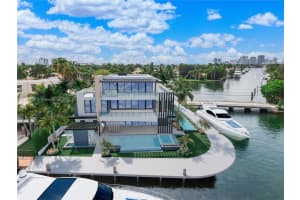 1400 W Lake Dr, Fort Lauderdale