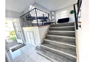 141 Mcarthur Pkwy A, Pembroke Pines