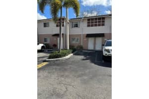 8567 Sw 109th Ave 8567, Miami
