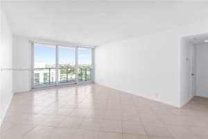 1000 West Ave 1008, Miami Beach