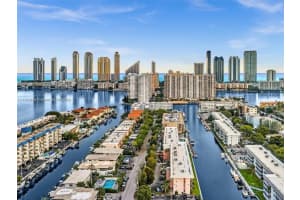 3750 Ne 170th St 311, North Miami Beach