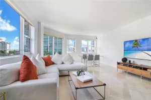 19900 E Country Club Dr 620, Aventura