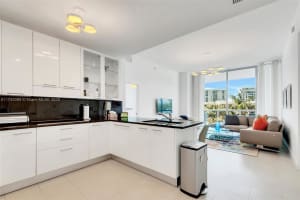 6799 Collins Ave 312, Miami Beach