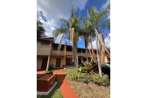 6042 Sw 133rd Pl, Miami