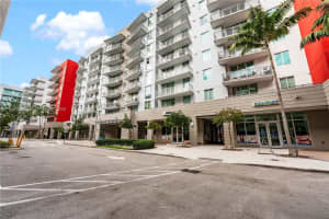 7875 Nw 107th 705, Doral