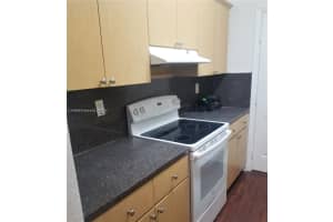 941 Ne 169th St 216, North Miami Beach