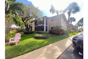 7128 Ashmont Cir 207, Tamarac