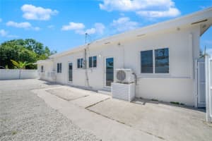 10272 Sw 178th St 1, Miami