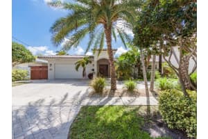 13205 Coronado Dr, North Miami