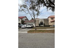 9501 Nw 18th Mnr, Plantation