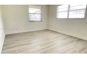13455 Sw 3rd St 204s, Pembroke Pines