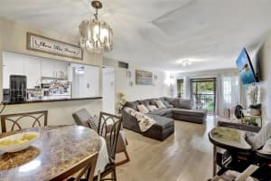 5841 Washington St 62, Hollywood
