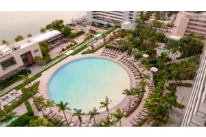 650 Ne 32nd St 2105, Miami