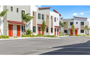 1001 Ne 58th St C, Oakland Park