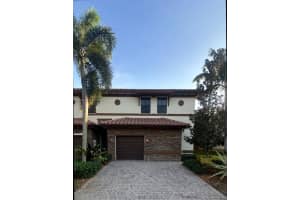 12170 Village Pl 1, Davie