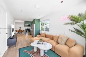 105 Sw 4th Ave 0, Hallandale Beach
