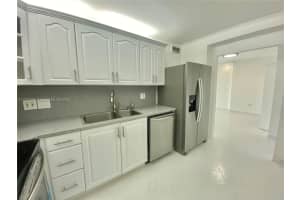 400 Kings Point Dr 929, Sunny Isles Beach