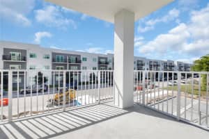 1715 N Dixie Hwy 2208, Lake Worth