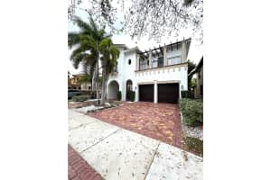 8162 Canopy Ter, Parkland
