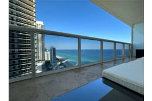 1830 S Ocean Dr 2510, Hallandale Beach
