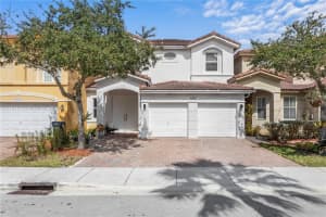 11053 Nw 87th St, Doral