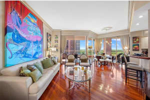 10 Edgewater Dr 10h, Coral Gables