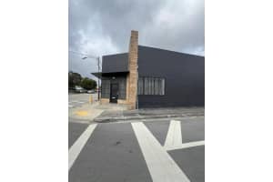 601 Nw 11th St, Miami